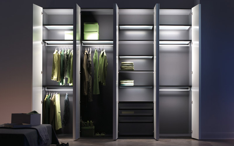 Closet2 (2)